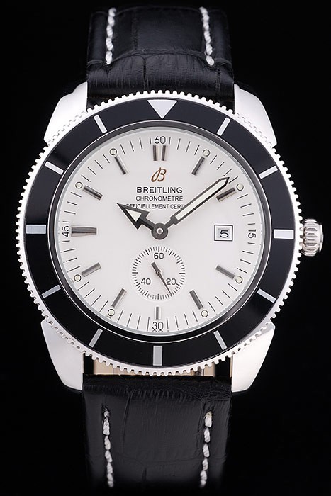 Breitling Navitimer